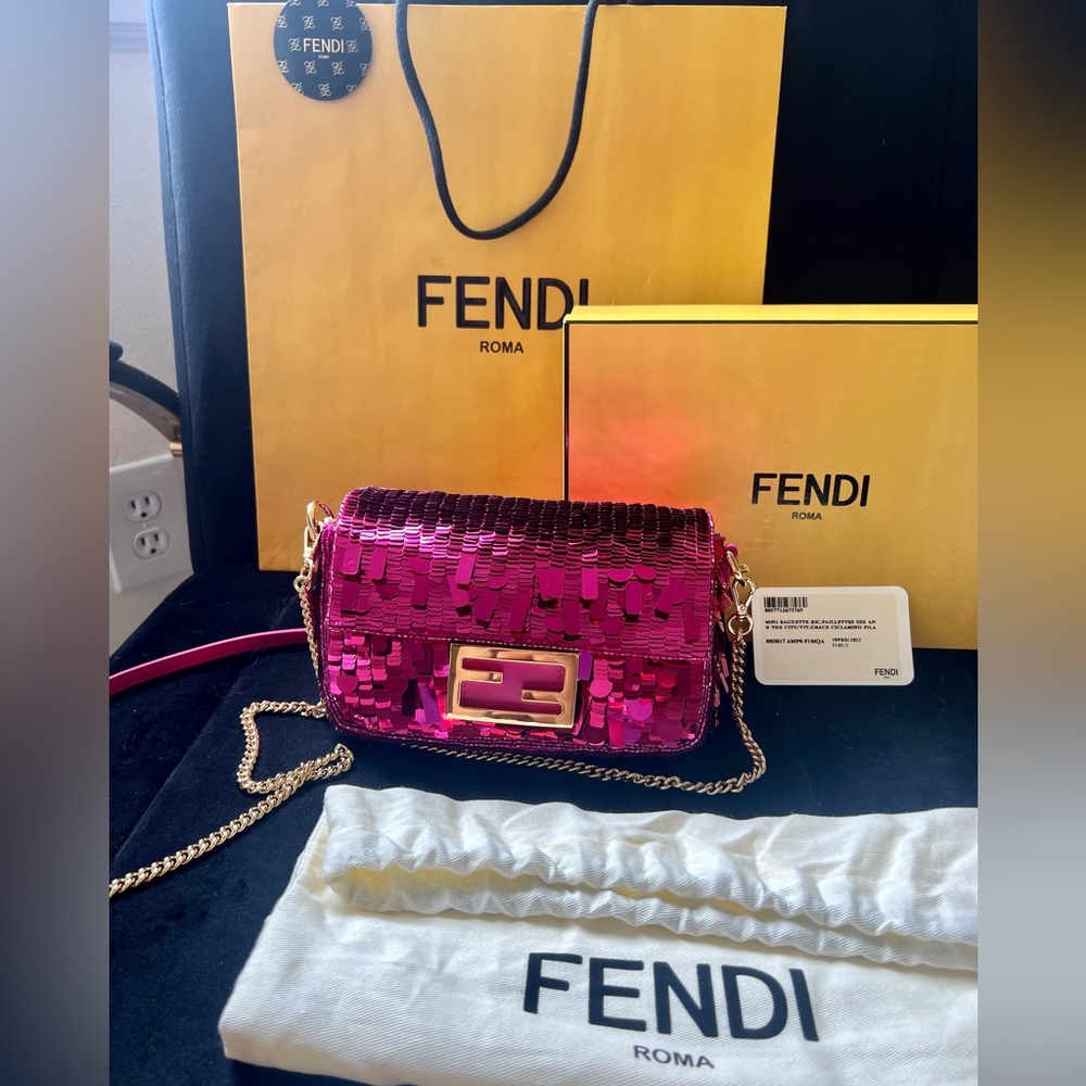 Fendi Baguette Mini 2023 in Fuschia Sequin UNTOUCHED